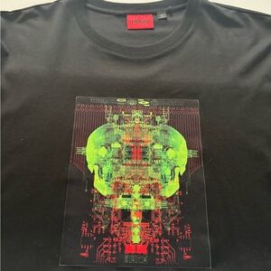 HUGO Black Graphic T-Shirt